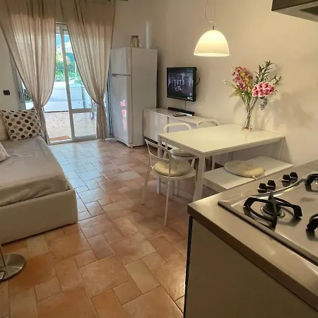 Casa Roberta Con Favolosa Terrazza Privata 펜션 *
